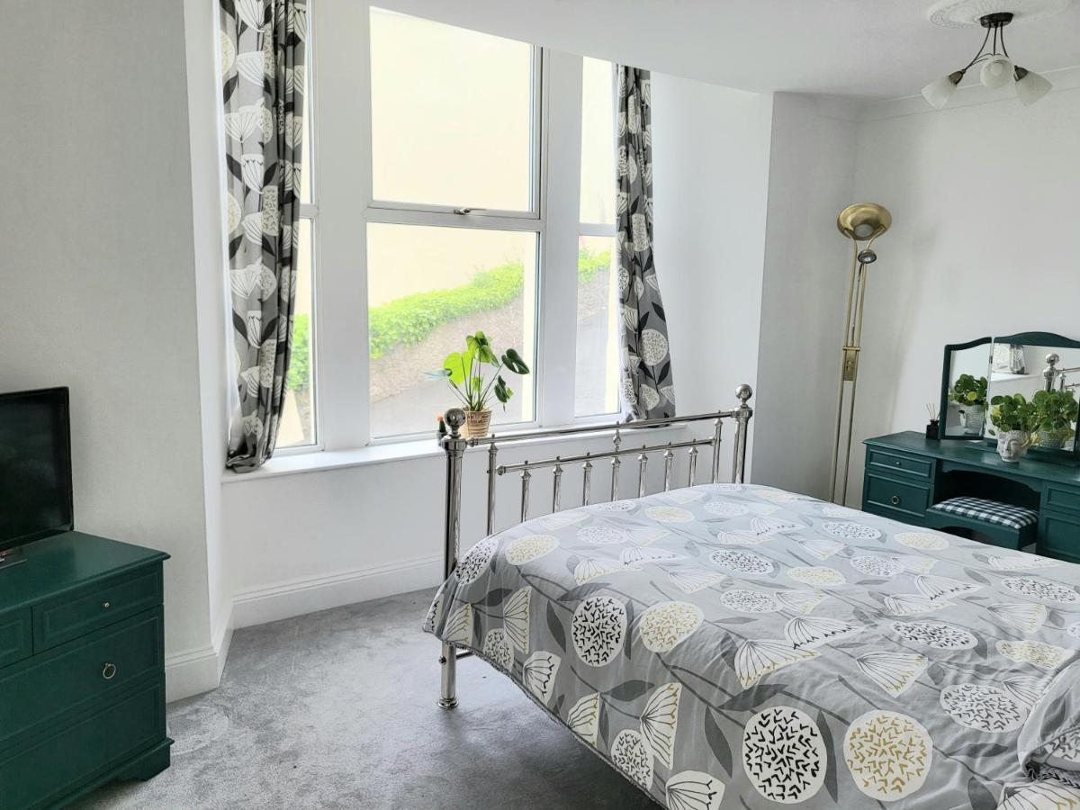 Loveliest Homes Torquay - 3 Bed, 2 Bathroom, Balcony, Parking Exterior photo